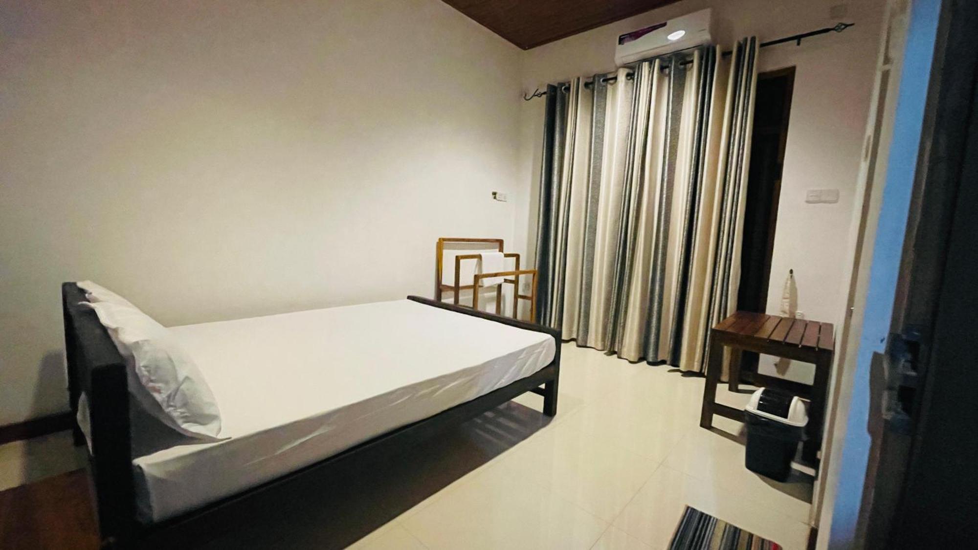 Anuradhapura Hotels Værelse billede