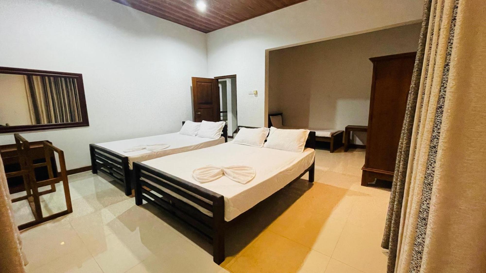 Anuradhapura Hotels Værelse billede